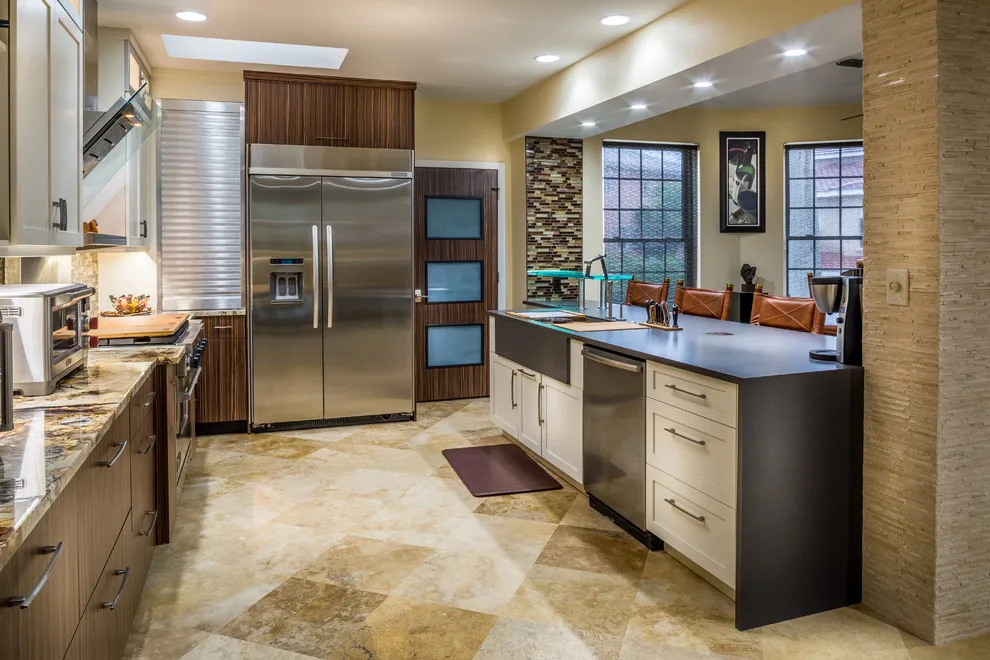 Contemporary Kitchen in Bonita Shores by DaVinci Kitchens, Bath, & Cabinetry - Photo 4