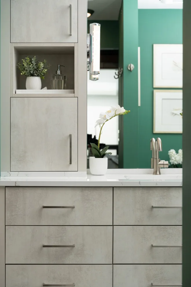 Contemporary Main Bathroom by Tricia Hauser Tidemann - Photo 4