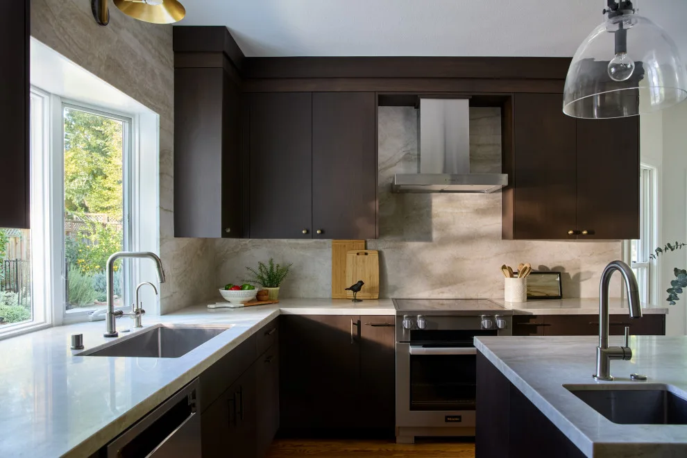 Contemporary Ranch Blend by Ellaire Kitchen & Bath Design - Photo 3