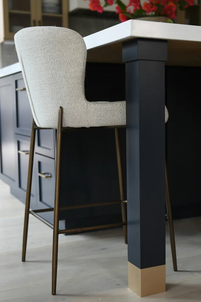 Contemporary Santa Barbara Aesthetic by Lori Ramsay Design - Photo 5