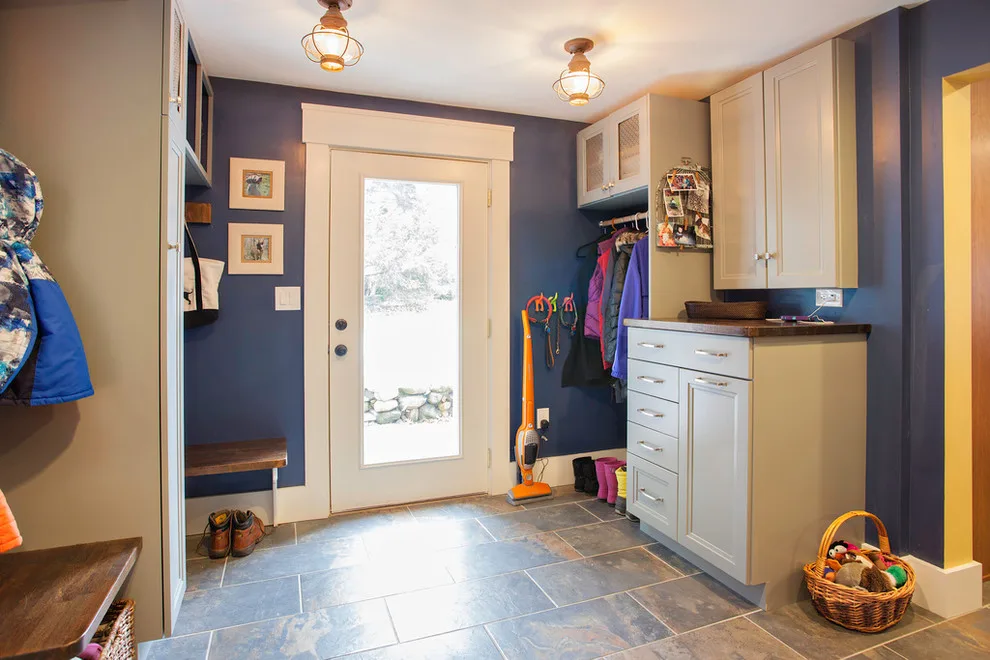 Entryways, Storage Areas, and Wardrobes by Dawn Willis, Great Spaces Inc. - Photo 14