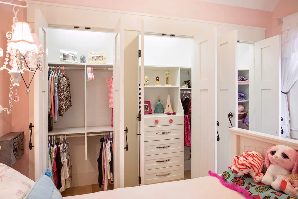Entryways, Storage Areas, and Wardrobes by Dawn Willis, Great Spaces Inc. - Photo 5
