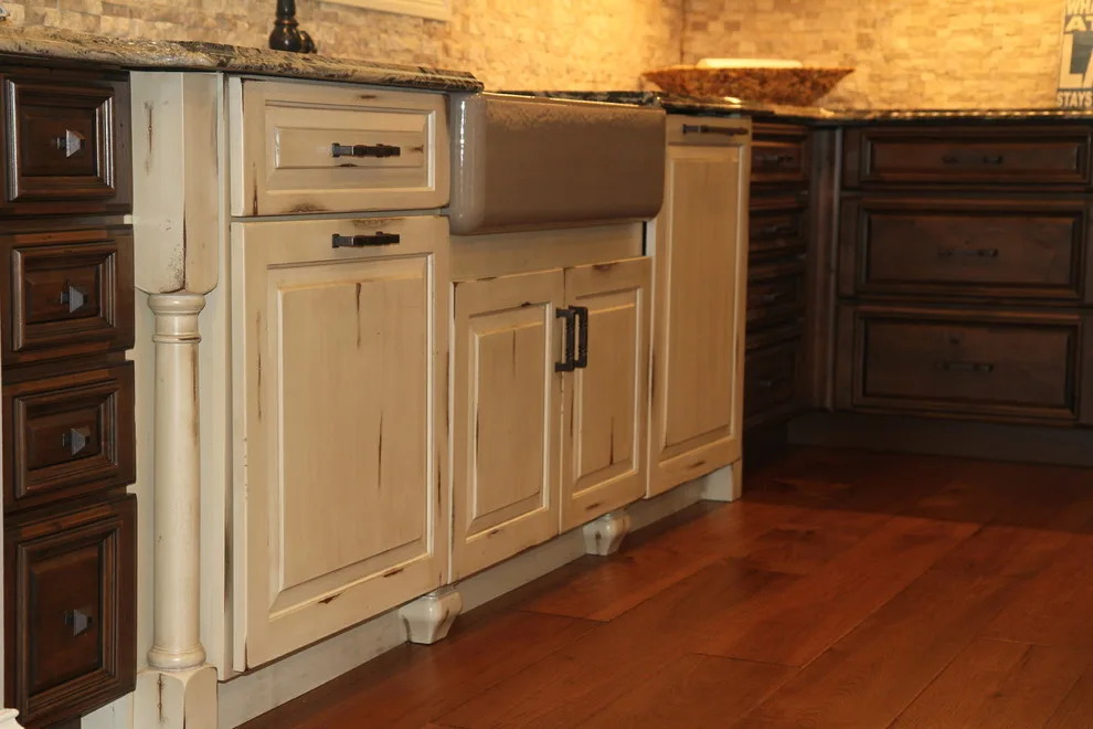 Muncie Personalized Transitional Kitchen by Great Kitchens & Baths - Photo 9