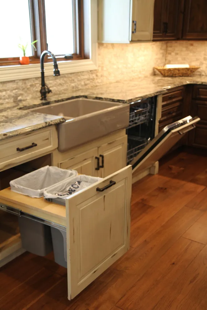 Muncie Personalized Transitional Kitchen by Great Kitchens & Baths - Photo 7