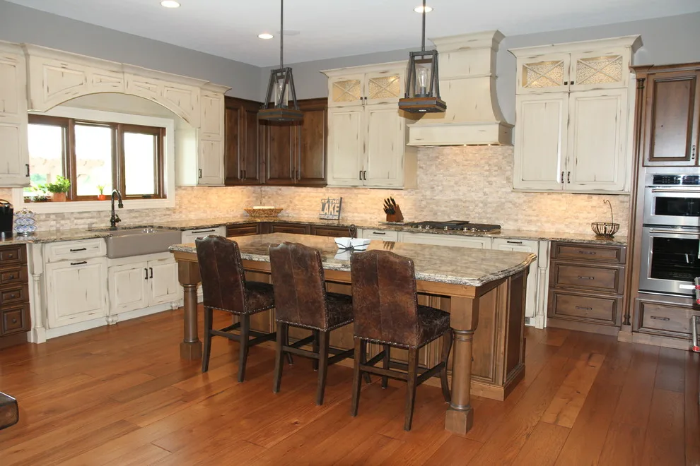 Muncie Personalized Transitional Kitchen by Great Kitchens & Baths - Photo 18