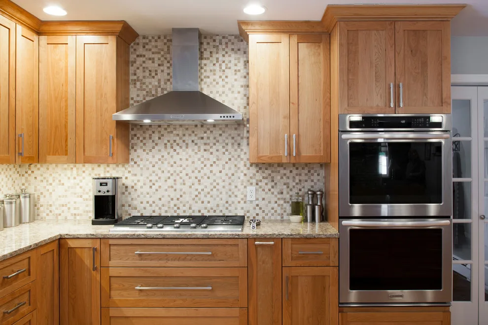 Cherry Shaker Kitchen Renovation by Chris Van Genechten - Kitchen & Bath Design - Photo 2