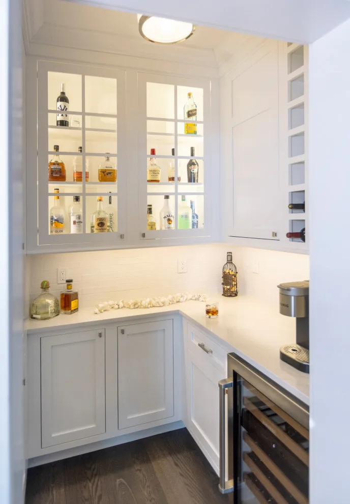 Bespoke Features for an Oceanfront Retreat Construction by J2 Design Studio - Photo 4