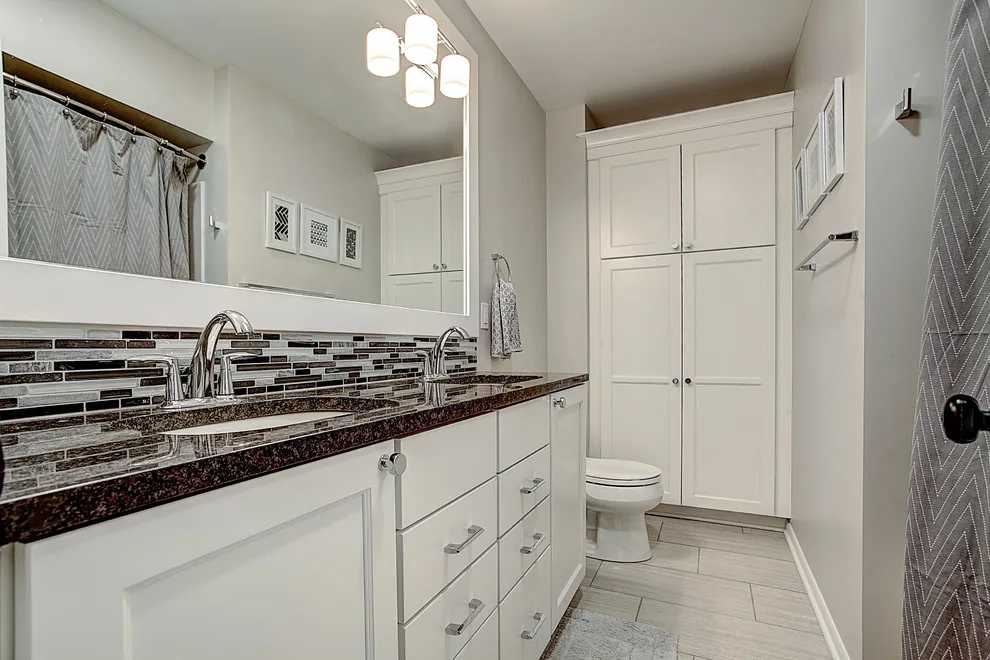 Oakwood refurbishment by Berghuis Construction LLC - Photo 9