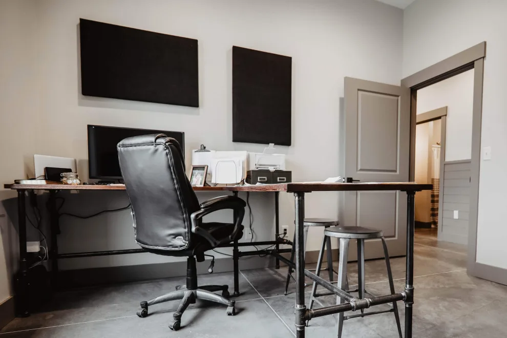 Workspace by Dean A Bowman Construction, Inc. - Photo 17