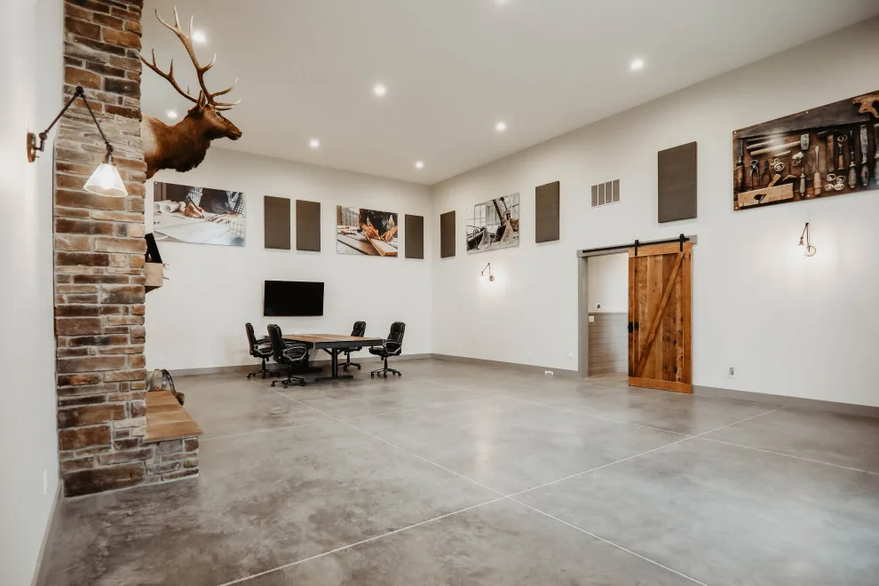 Workspace by Dean A Bowman Construction, Inc. - Photo 9