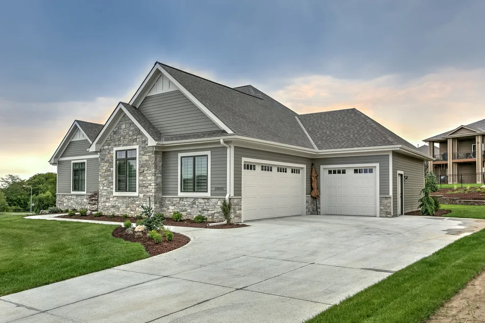 Omaha Coventry Modern Development by Woita Homes - Photo 29