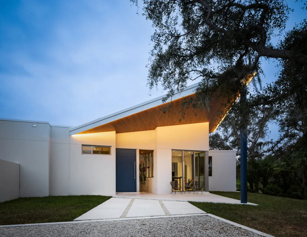 Paper Folding Home by Trinity Custom Homes - Photo 4