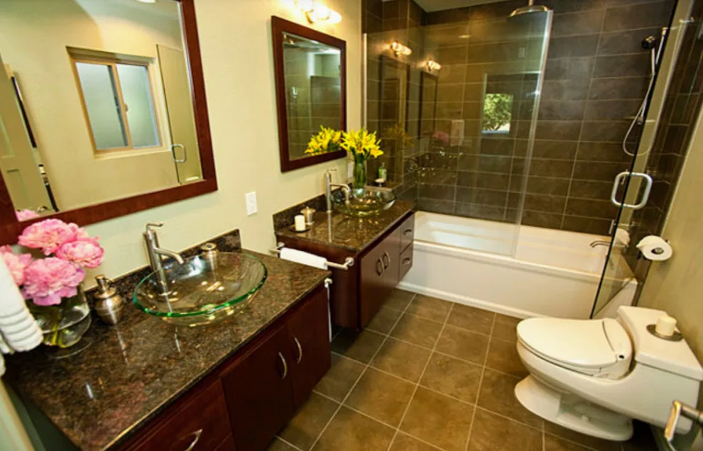 Frame Worx - Photo 12