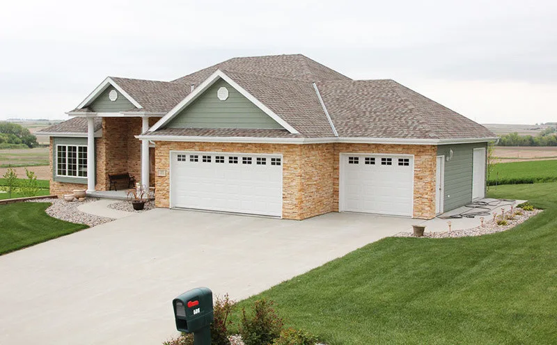 Hansen Construction - Photo 9