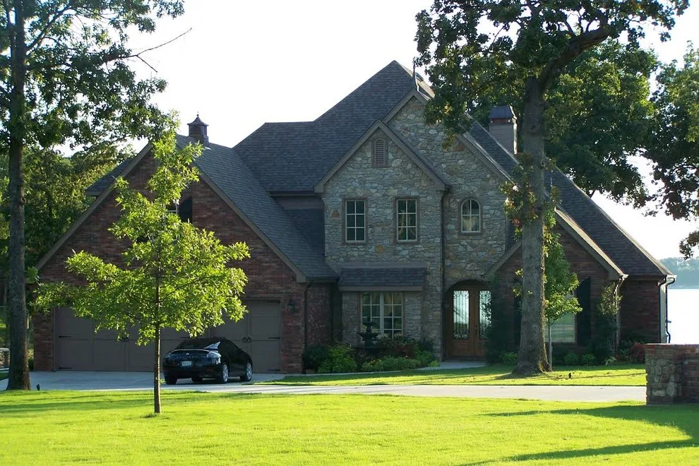 Langley Quality Homes - Photo 9