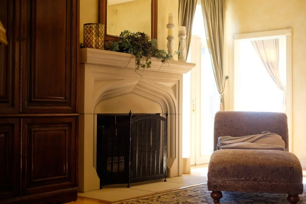Classic Home Interiors by Herr & Company Building Contractors - Photo 4