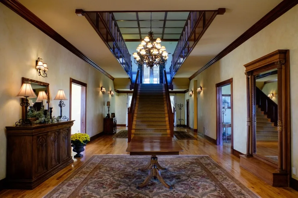 Classic Home Interiors by Herr & Company Building Contractors - Photo 2