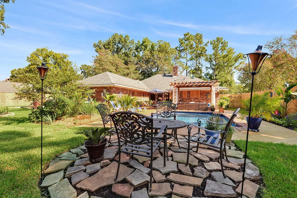 Alfresco Dining and Entertainment by Oasis Spaces - Photo 4