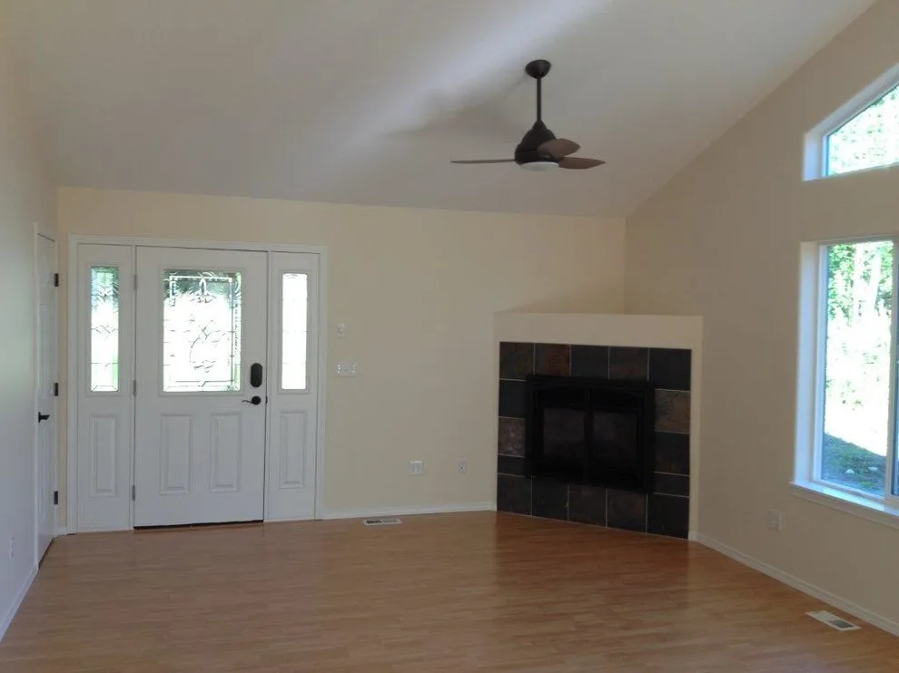 Dining and Living Spaces by Bema Construction - Photo 4
