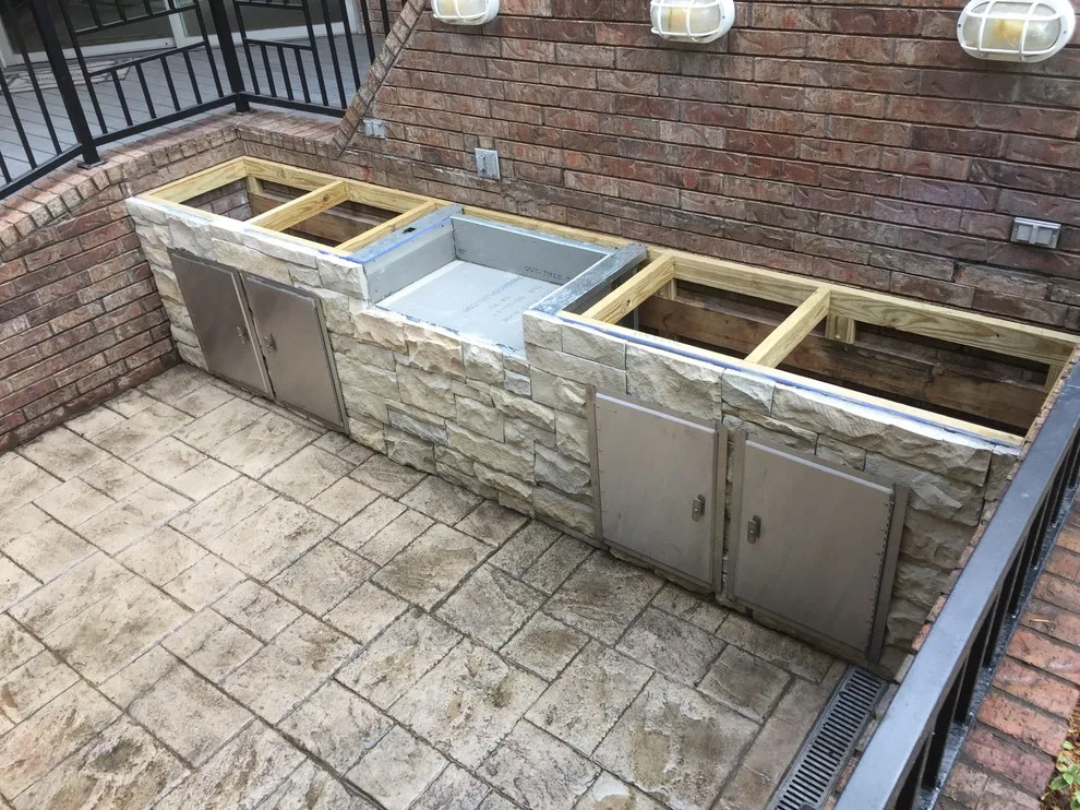 Alfresco cooking area by Advantedge Stone, LLC - Photo 12