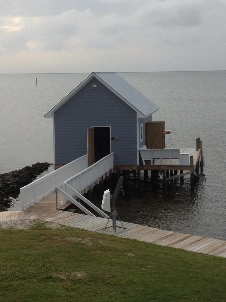 Alfresco Lifestyle by Coastal Heritage Construction And Realty - Photo 3