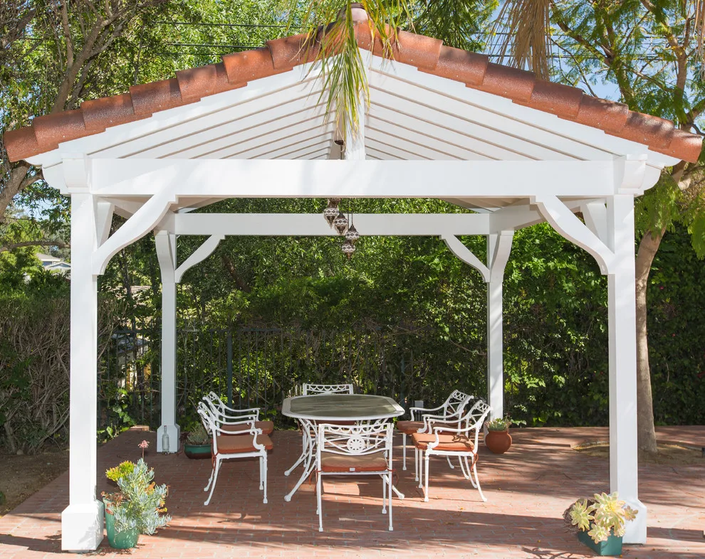 Alfresco Lifestyle by Graham Hallissey Construction - Photo 9