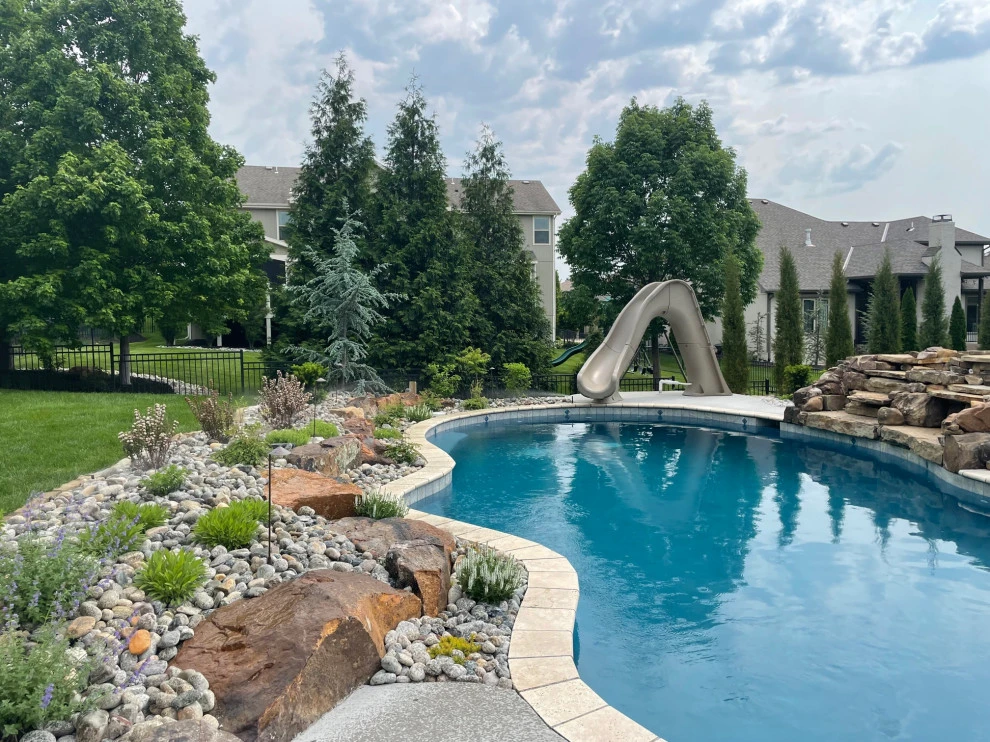 Pools by Beautiful Outdoors Lawn & Landscape Inc. - Photo 4