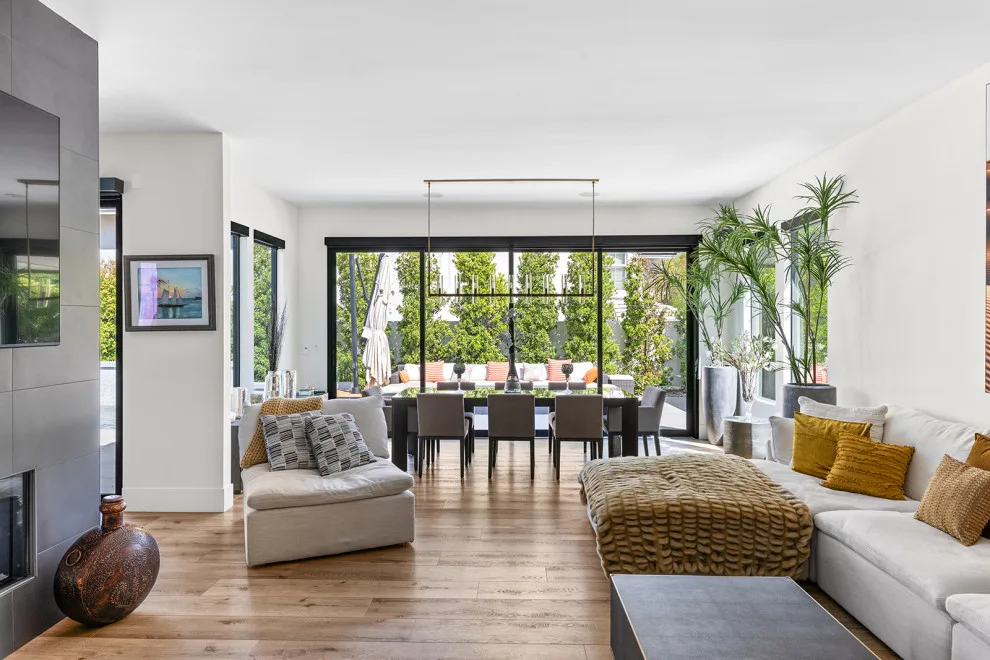 Viewpoint by Cera Construction - Photo 3