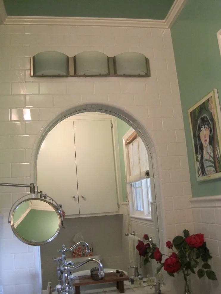Manor Bathroom at Oxford by Avalon Builders - Photo 10