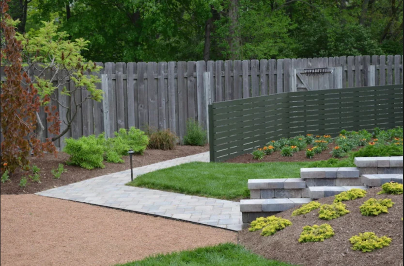 Best Landscape & Construction - Photo 9