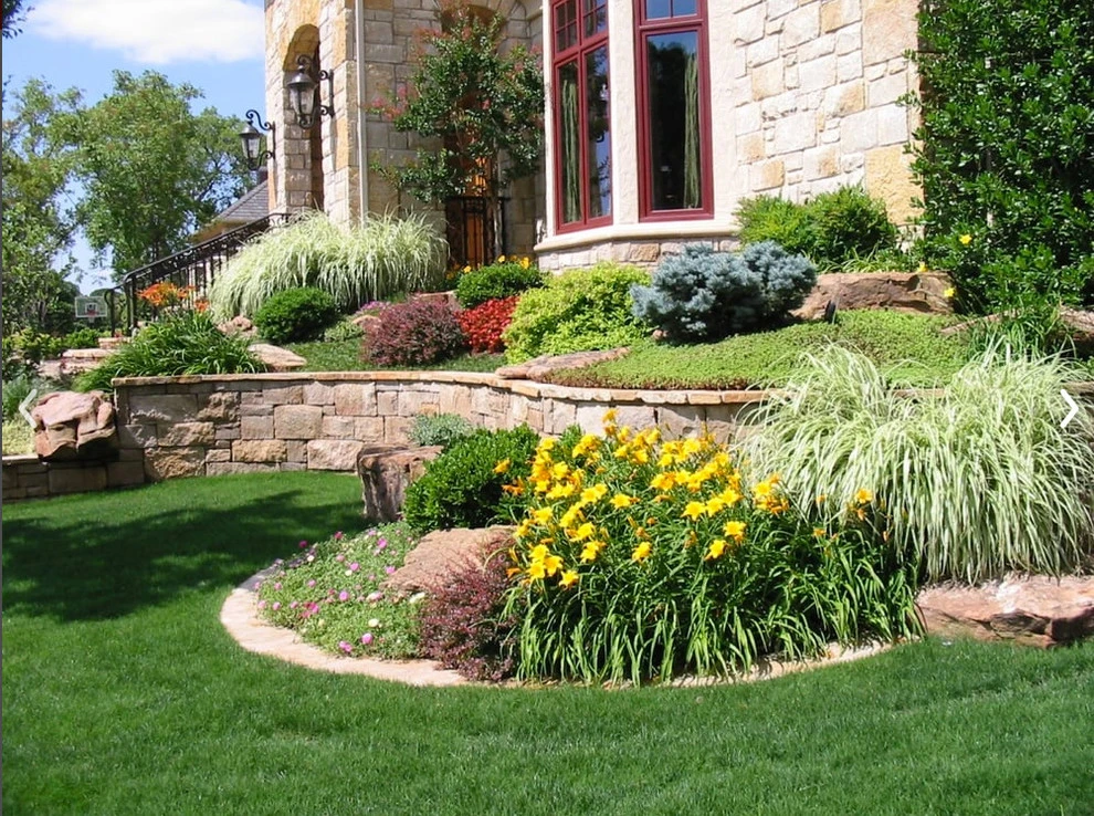 Best Landscape & Construction - Photo 11