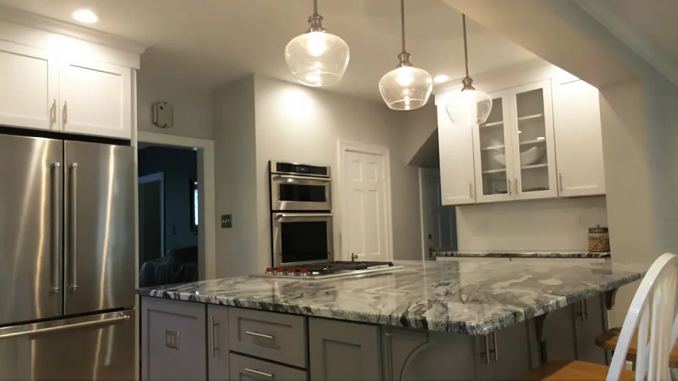 Park Avenue Kitchen by Maison Construction And Renovations - Photo 3