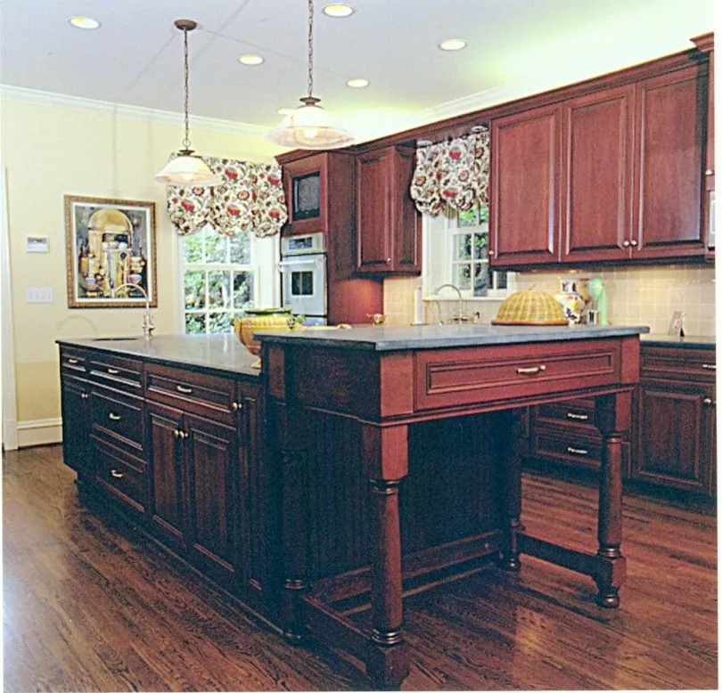 Avenue Park Kitchen by Cabinetry & Construction, Inc. - Photo 4