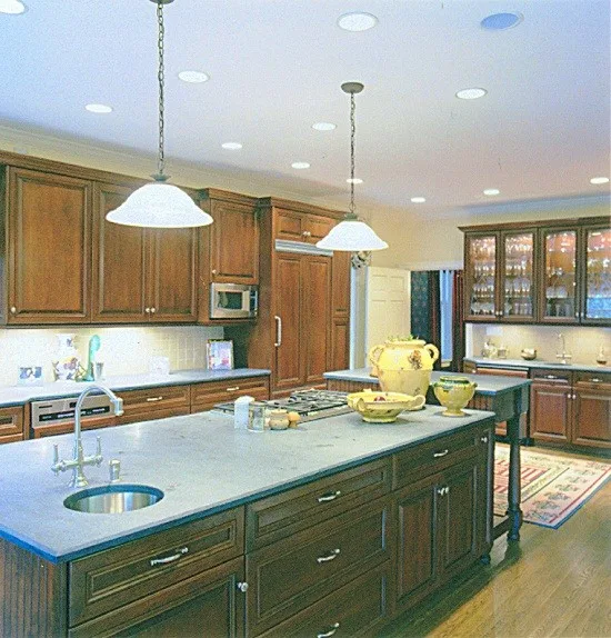 Avenue Park Kitchen by Cabinetry & Construction, Inc. - Photo 2