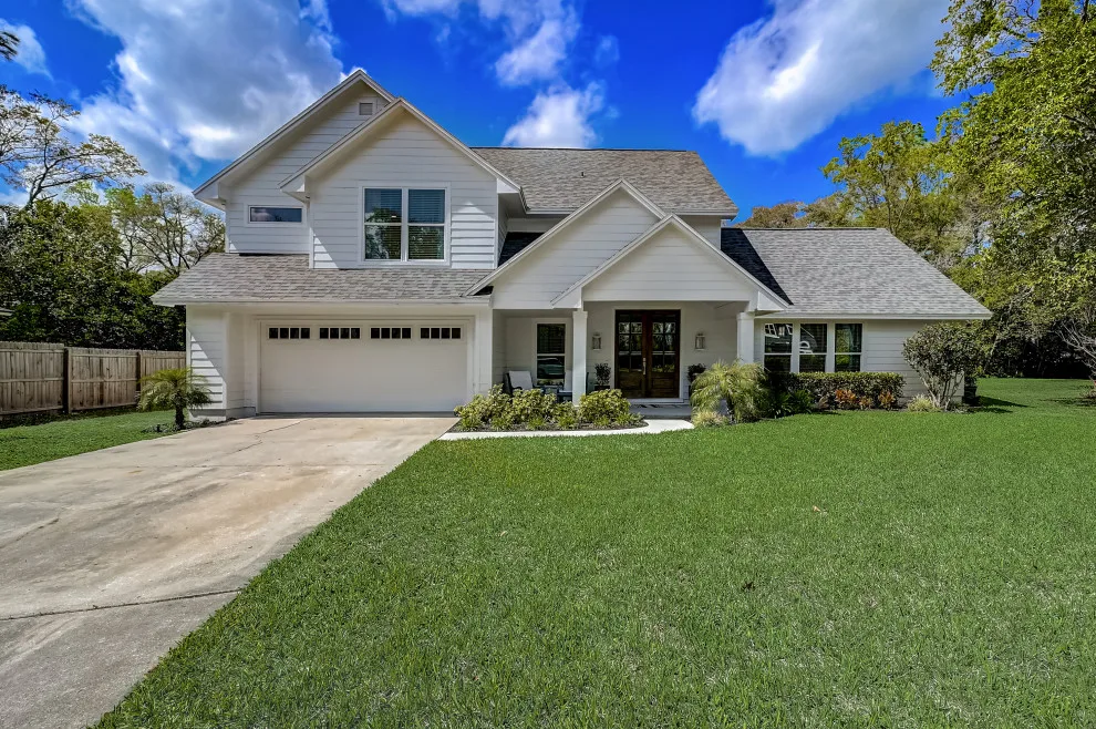 Park-Inspired Residence by Ivy And Oak - CNC Construction Services, LLC - Photo 12