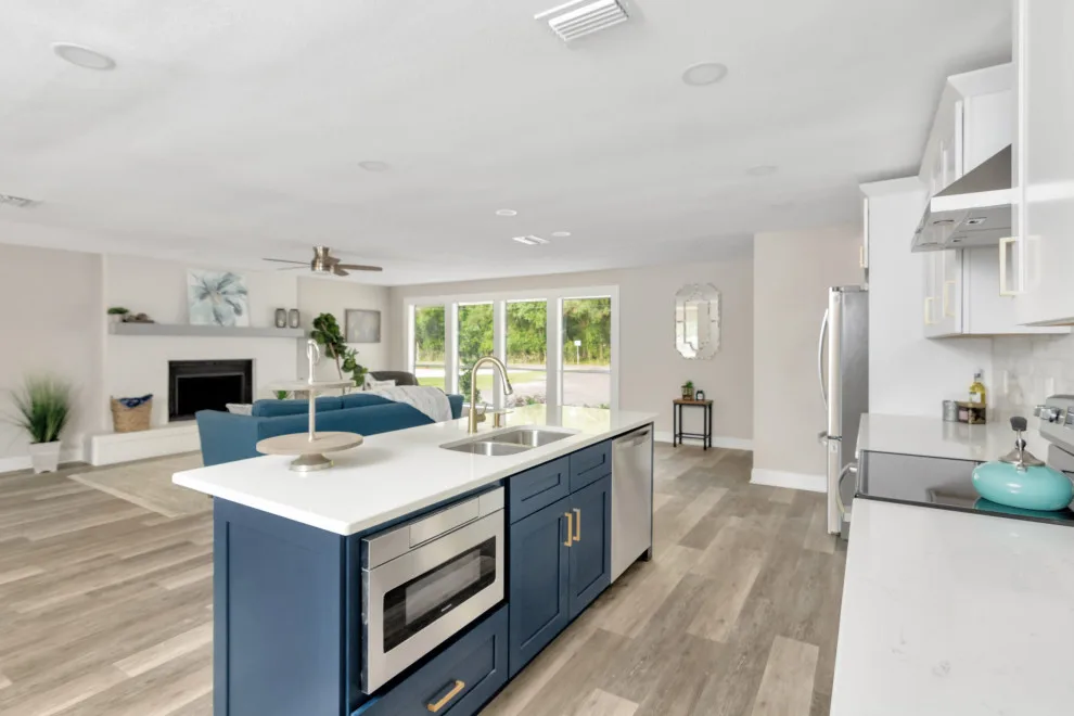 Tampa Standard Construction - Photo 9