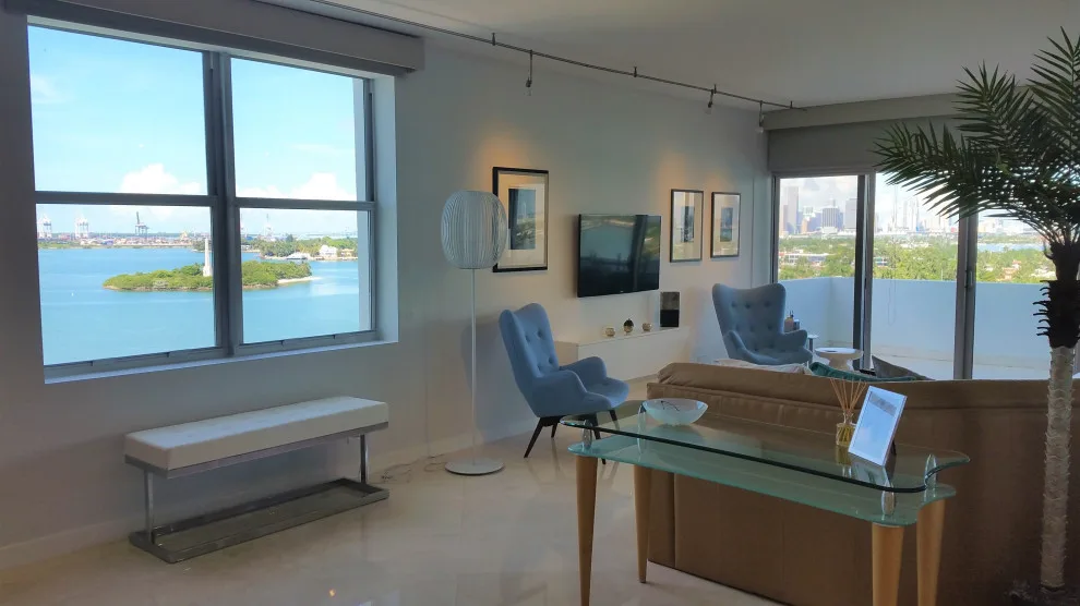 Belle Island Penthouse by Persal General Contractor - Photo 2