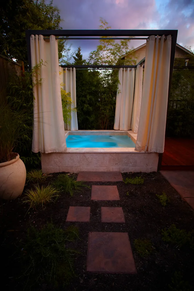 Eugene Outdoor Cooking Area and Personalized Spa by Rainbow Valley Design & Construction - Photo 4