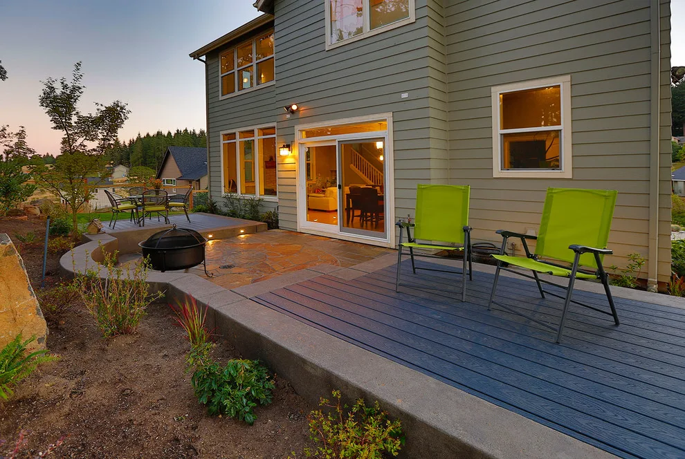 Eugene Outdoor Patio by Rainbow Valley Design & Construction - Photo 2