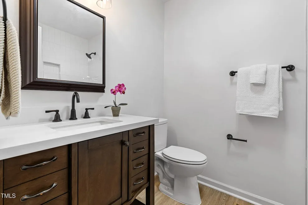 Raleigh Pickwick by Suazo Contracting Company - Photo 5