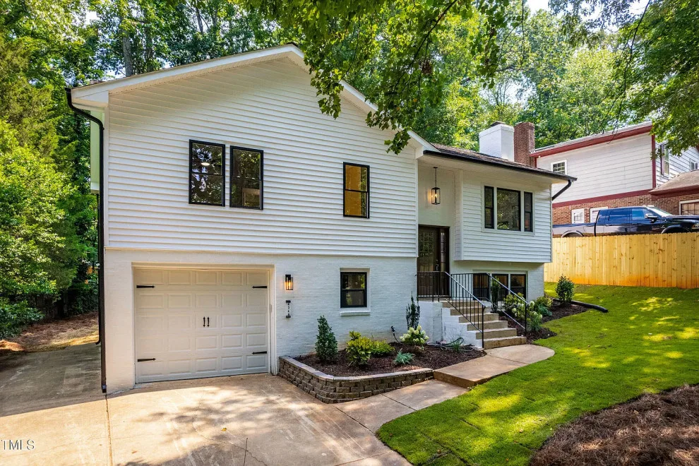 Raleigh Pickwick by Suazo Contracting Company - Photo 9