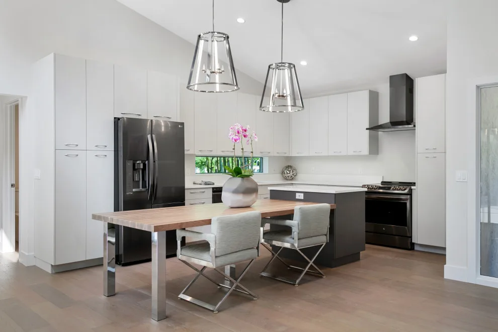 Pine Bay Drive - Revamp by Trinity Custom Homes - Photo 7