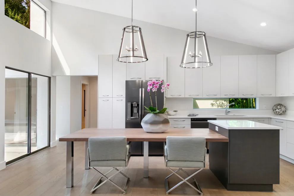 Pine Bay Drive - Revamp by Trinity Custom Homes - Photo 14