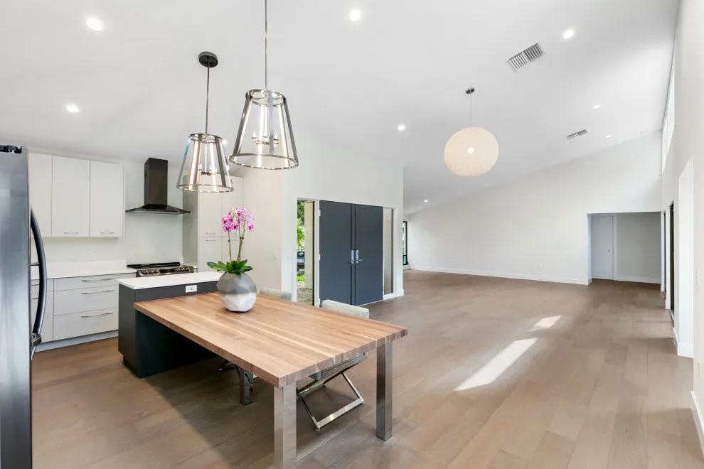 Pine Bay Drive - Revamp by Trinity Custom Homes - Photo 18