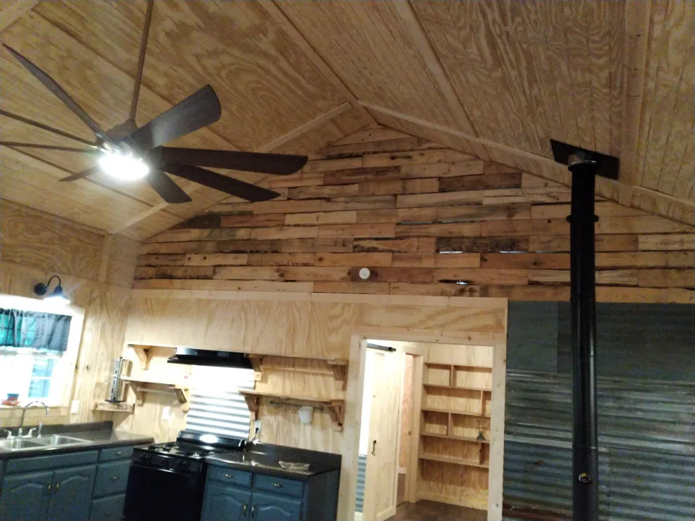 Pine Forest Lodge by Household Of Faith Services Llc - Photo 6