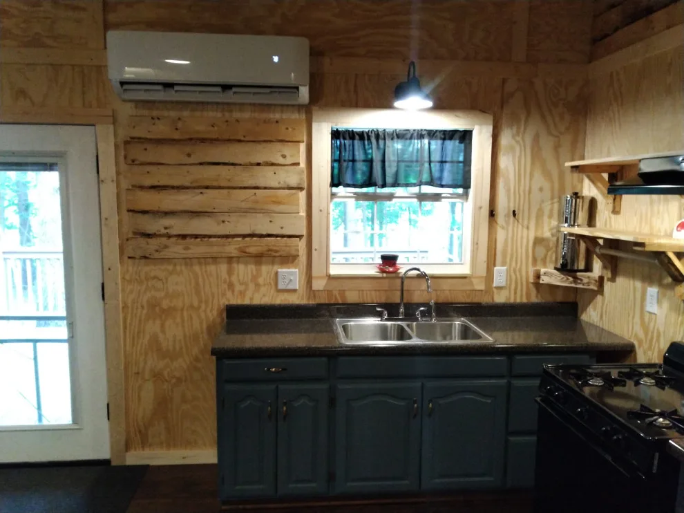 Pine Forest Lodge by Household Of Faith Services Llc - Photo 5