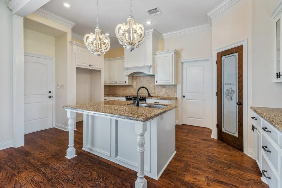 Pinot Noir by V T Contracting LLC - Photo 7