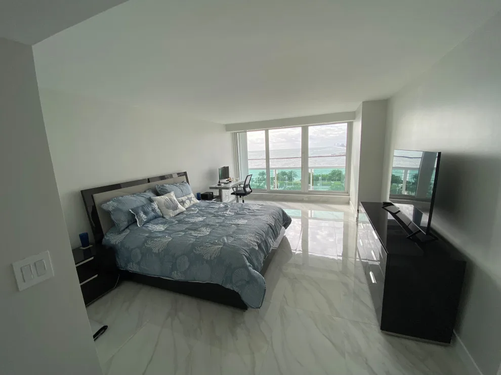 Americas I Condominium Makeover by FCL Construction Group Corp - Photo 2