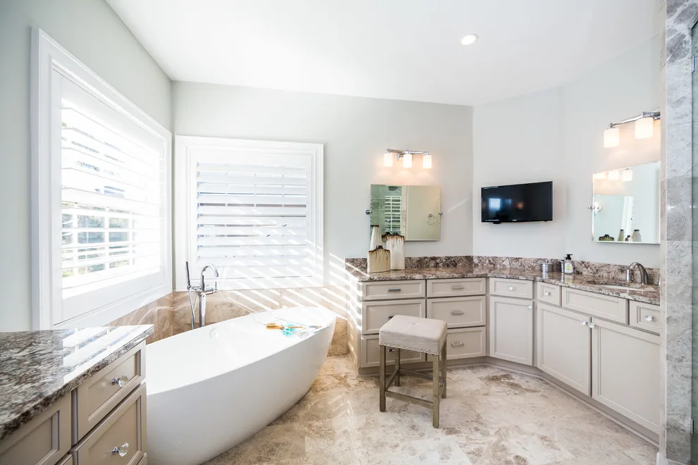 Coastal Home Renovation by Sandifer Design Build - Photo 4