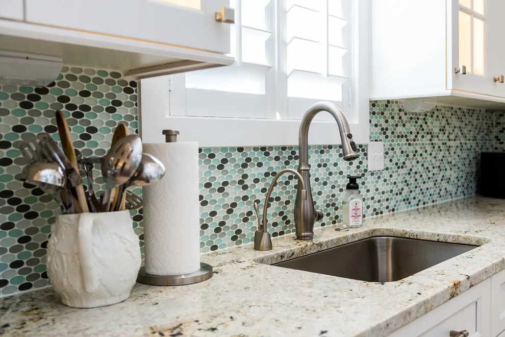 Coastal Home Renovation by Sandifer Design Build - Photo 17